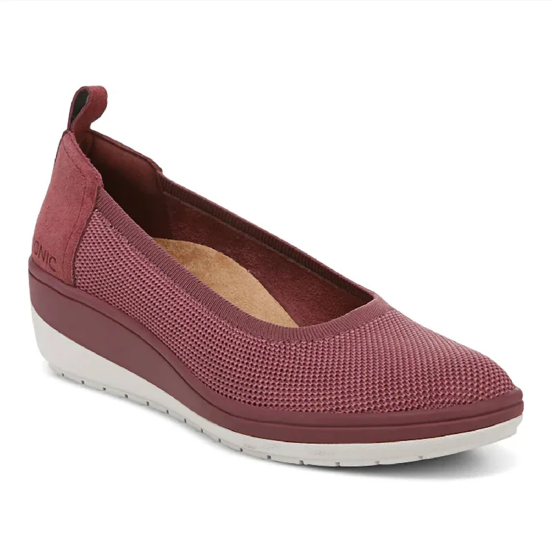 Jacey Knit Wedge - Medium Width In Shiraz