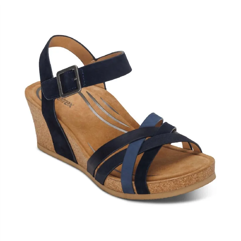 Women Noelle Wedge In Navy