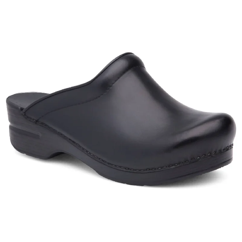 Women's Dansko Sonja Clogs In Black Cabrio